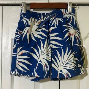 Quiksilver Blue Palm Print Swim Shorts. Everyday mix volley boy.